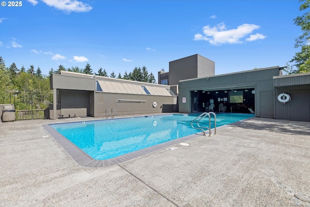 1735 NW Lakeway Ln, Beaverton, OR 97006 - community pool with a patio area