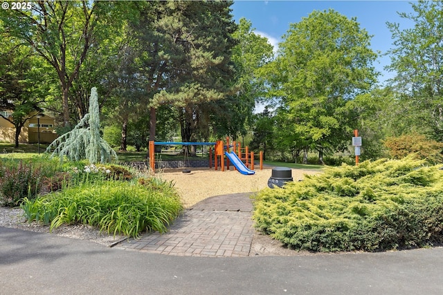 1735 NW Lakeway Ln, Beaverton, OR 97006 - view of community jungle gym