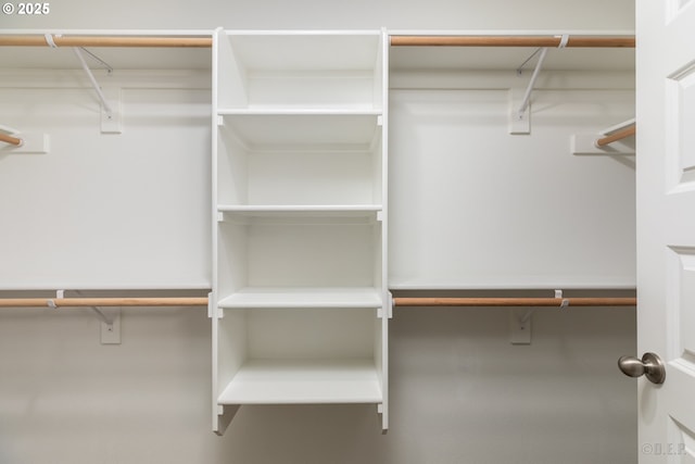 46 Shore Dr, Saint Helens, OR 97051 - view of walk in closet