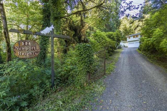 594 NE Newport Heights Dr, Newport, OR 97365 - view of street featuring gravel driveway