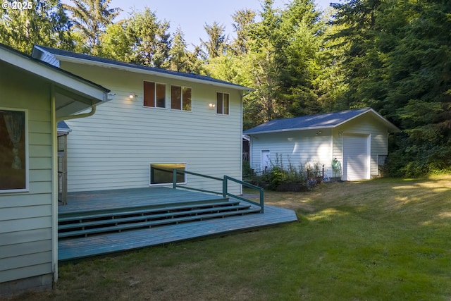 594 NE Newport Heights Dr, Newport, OR 97365 - back of house featuring a wooden deck, an outdoor structure, and a yard
