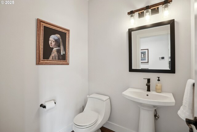 10215 SW Snowgoose Pl, Beaverton, OR 97007 - bathroom with toilet and baseboards