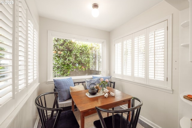 6416 NE 23rd Ave, Portland, OR 97211 - dining area with plenty of natural light