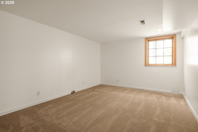 6416 NE 23rd Ave, Portland, OR 97211 - unfurnished room with light carpet and baseboards