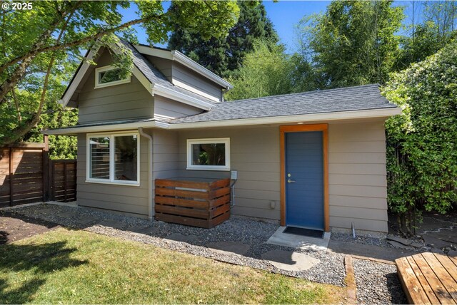 6416 NE 23rd Ave, Portland, OR 97211 - view of front of home with a shingled roof