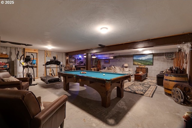 rec room featuring pool table