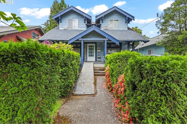 3235 NE 65th Ave, Portland, OR 97213 - view of front of property featuring a porch and roof with shingles