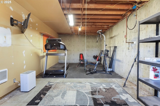 workout room with heating unit