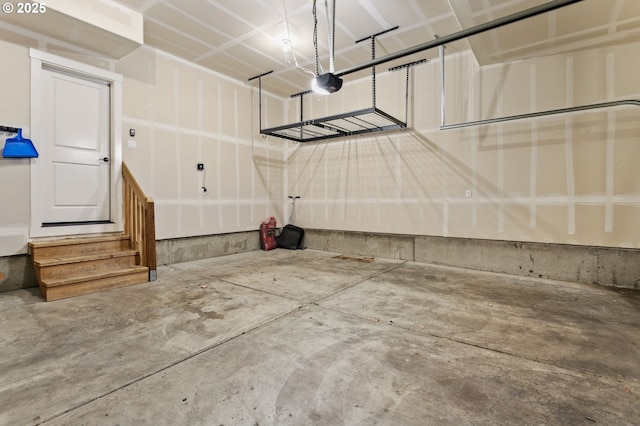 521 NE 77th Ave, Hillsboro, OR 97124 - garage featuring a garage door opener