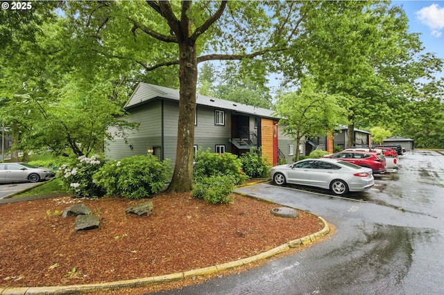 12620 NW Barnes Rd Unit 4, Portland, OR 97229 - view of front of home with uncovered parking