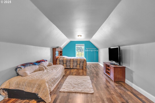 222 Twin Springs Ln, Roseburg, OR 97470 - bedroom with hardwood / wood-style flooring, lofted ceiling, and baseboards