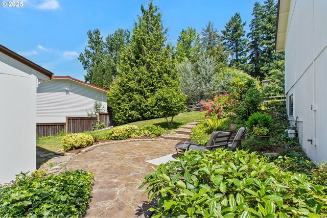 6985 SW Florence Ln, Portland, OR 97223 - view of yard featuring a patio area