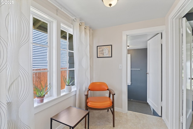 6815 N Smith St, Portland, OR 97203 - sitting room with baseboards