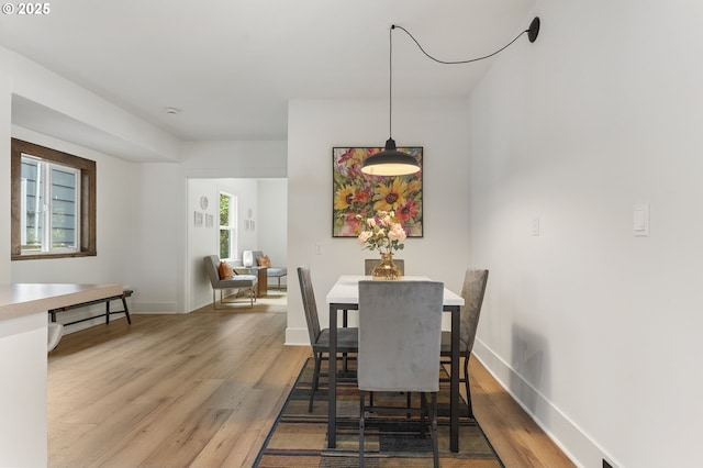 6516 SE 17th Ave, Portland, OR 97202 - dining space featuring wood finished floors and baseboards