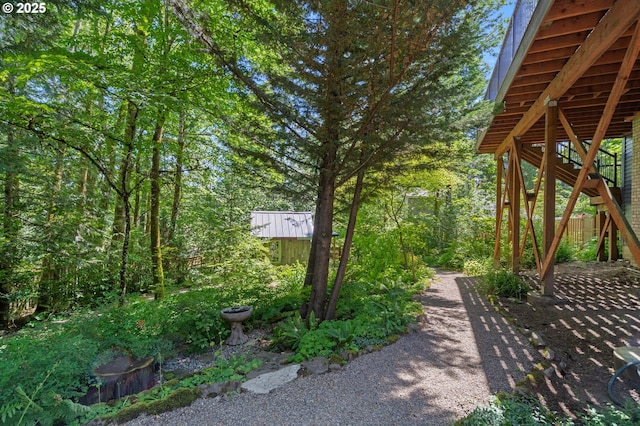 10670 NW La Cassel Crest Ln, Portland, OR 97229 - view of yard with a patio area