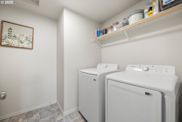 3 Patty Cir, Milton-Freewater, OR 97862 - laundry room with washer and dryer, baseboards, and stone finish flooring