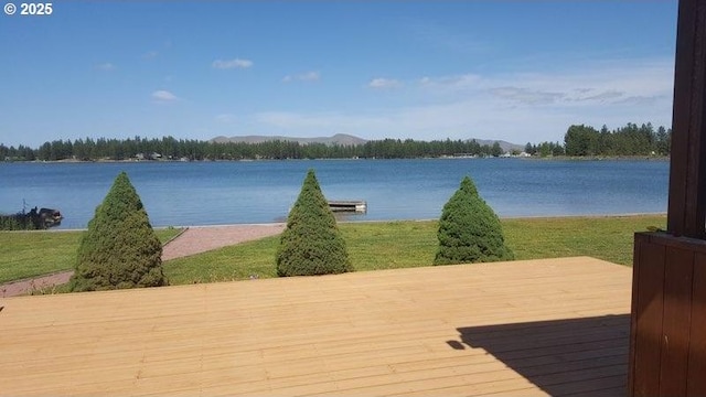 view of water feature with a mountain view