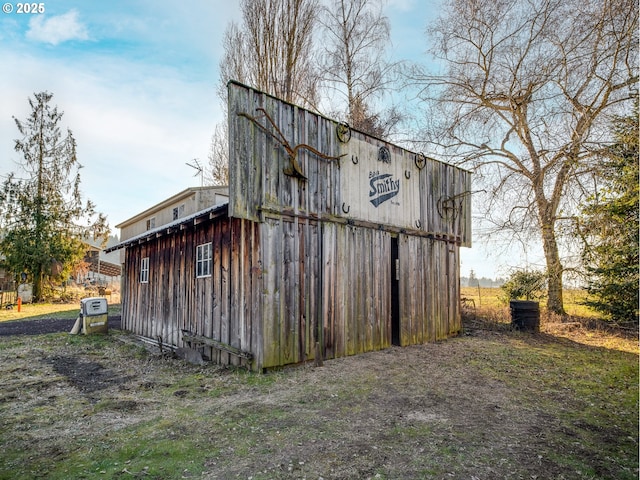 view of outdoor structure