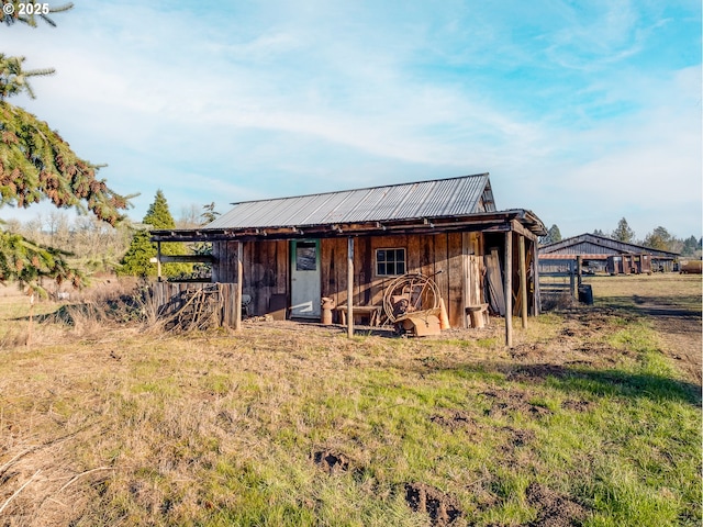 view of outbuilding