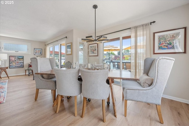 460 N Tomahawk Island Dr, Portland, OR 97217 - dining space featuring plenty of natural light, light wood-style flooring, and ceiling fan