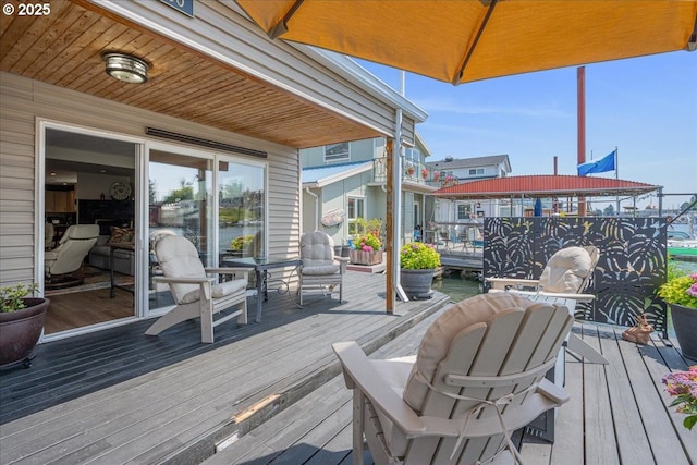 460 N Tomahawk Island Dr, Portland, OR 97217 - view of wooden deck