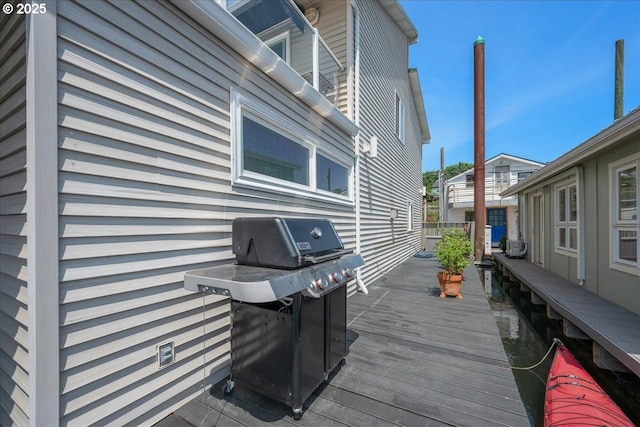 460 N Tomahawk Island Dr, Portland, OR 97217 - wooden deck with area for grilling