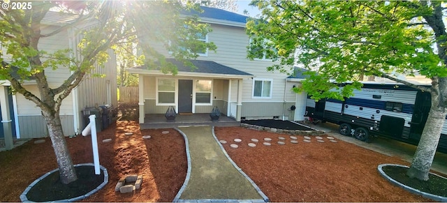 1072 53rd St, Springfield, OR 97478 - view of front facade featuring roof with shingles and covered porch
