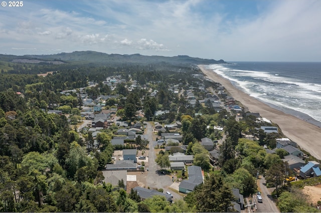 7320 Tanglewood Ave, Gleneden Beach, OR 97388 - aerial view of property and surrounding area featuring a water and mountain view