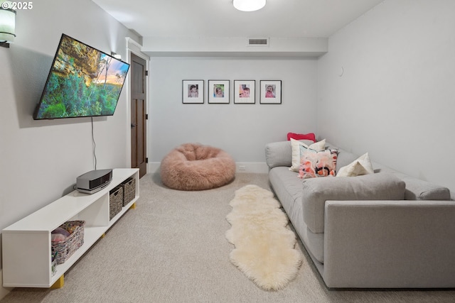 17900 Crestline Dr, Lake Oswego, OR 97034 - living room featuring carpet flooring