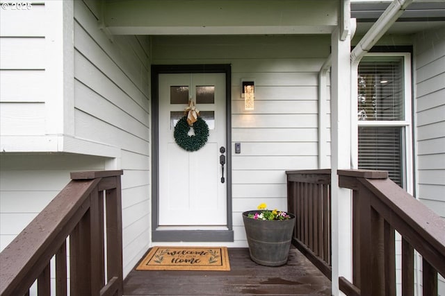 901 SE Olympia Dr, Vancouver, WA 98683 - doorway to property with a porch