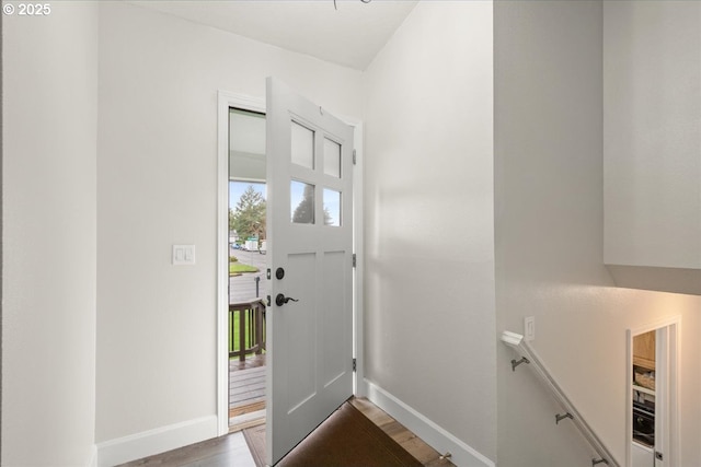 901 SE Olympia Dr, Vancouver, WA 98683 - foyer entrance featuring baseboards and wood finished floors