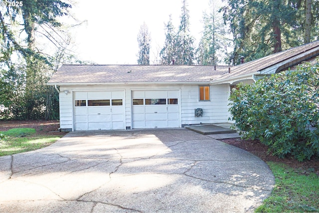 375 Fir Knoll Ln, Salem, OR 97317 - garage with driveway