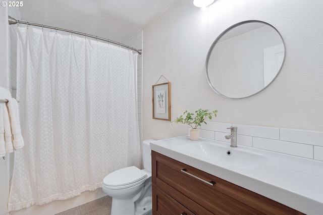 9809 SW Quail Post Rd, Portland, OR 97219 - full bath featuring vanity, toilet, and shower / bathtub combination with curtain