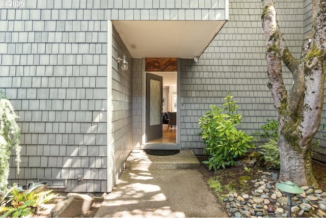 530 N Hayden Bay Dr, Portland, OR 97217 - view of entrance to property