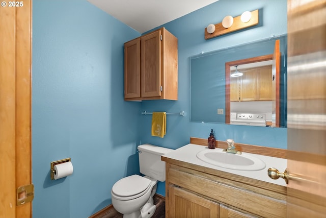 4131 Jessen Dr, Eugene, OR 97402 - half bath with vanity and washer / clothes dryer