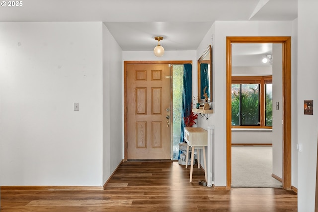4131 Jessen Dr, Eugene, OR 97402 - foyer featuring wood finished floors and baseboards