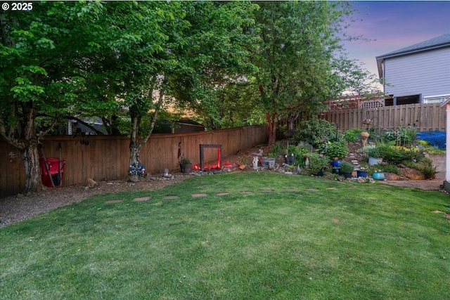 5277 Landon St, Salem, OR 97306 - view of yard