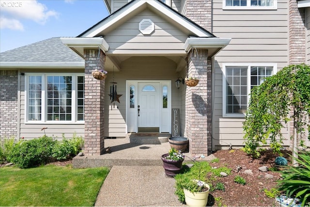 5277 Landon St, Salem, OR 97306 - property entrance featuring a shingled roof