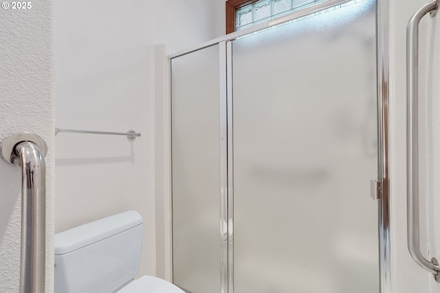 32680 SW Lake Point Ct, Wilsonville, OR 97070 - full bath featuring a stall shower and toilet