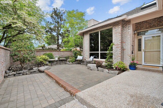 32680 SW Lake Point Ct, Wilsonville, OR 97070 - view of patio / terrace