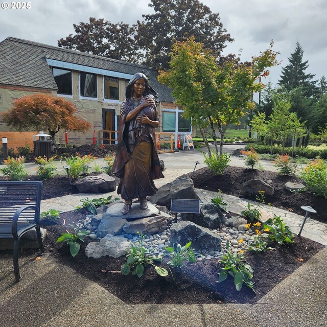 32680 SW Lake Point Ct, Wilsonville, OR 97070 - exterior view