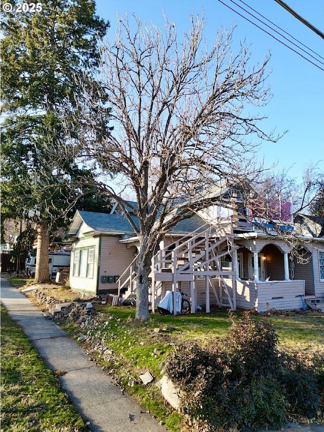 view of home's exterior