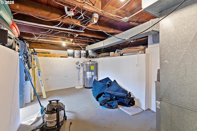 8007 N Hudson St, Portland, OR 97203 - unfinished below grade area featuring electric water heater