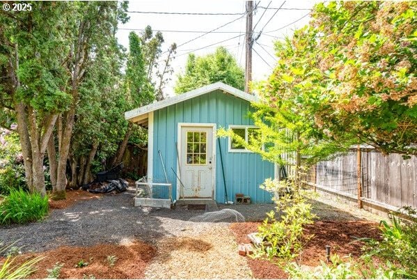 855 E 39th Ave, Eugene, OR 97405 - view of outbuilding
