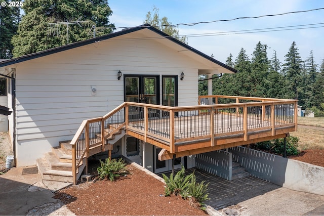 6195 Pear Tree Ln SE, Salem, OR 97317 - back of house with a deck