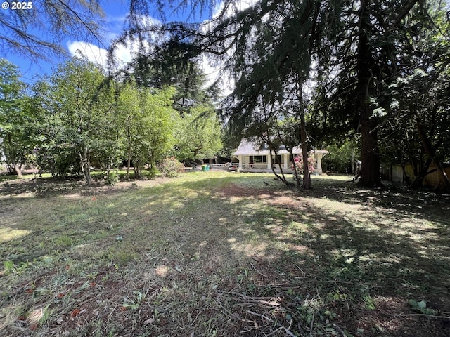 8270 SW Sorrento Rd, Beaverton, OR 97008 - view of yard
