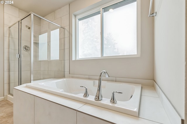 2609 S 7th Way, Ridgefield, WA 98642 - full bath featuring a stall shower and a bath
