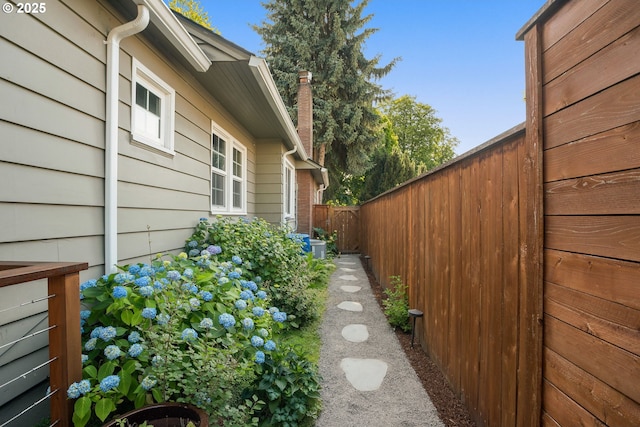 7414 N Chautauqua Blvd, Portland, OR 97217 - view of yard