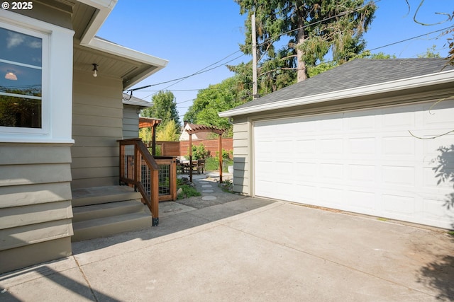 7414 N Chautauqua Blvd, Portland, OR 97217 - view of garage