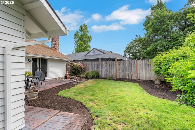 3138 Kentwood Dr, Eugene, OR 97401 - view of yard featuring a patio area